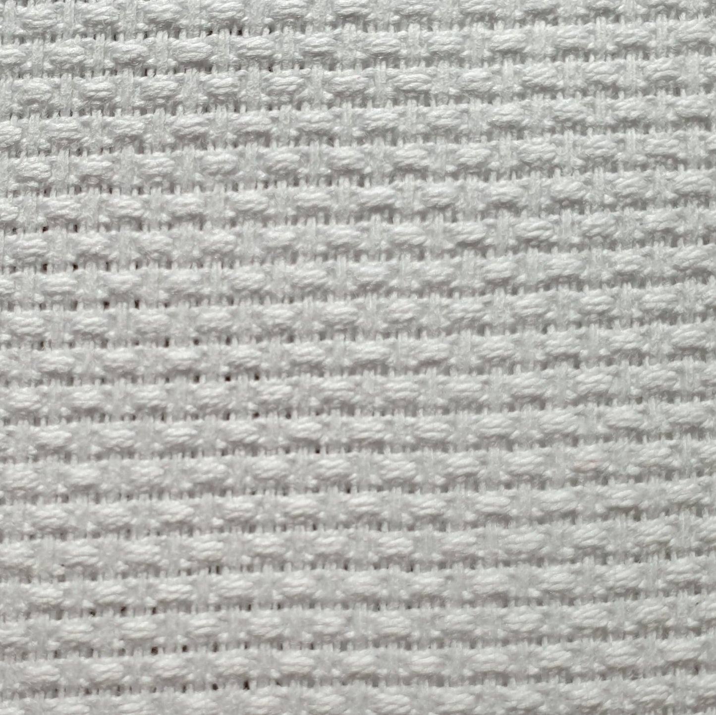 Tessuto per Punto Croce | Altezza 170 cm| 100% cotone | |44 fori 11 ct. 4.4 punti per centimetro | made in italy | tela aida per ricamo.