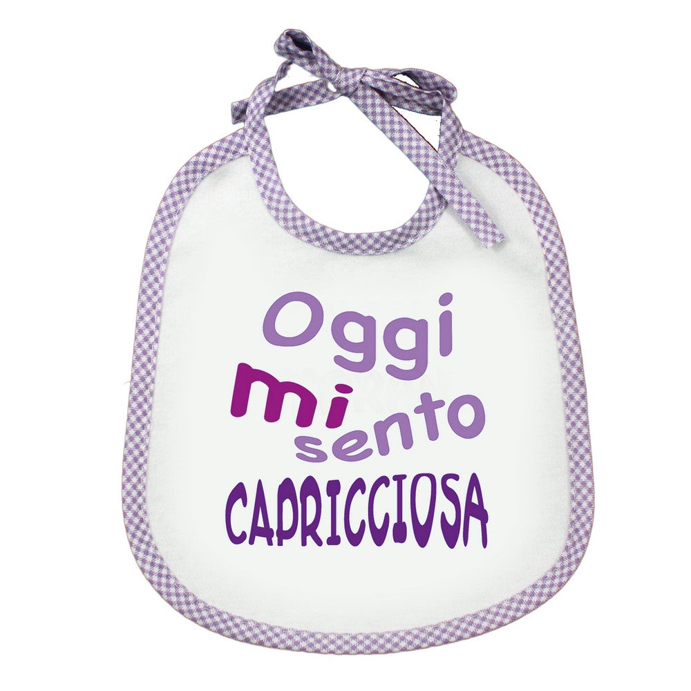 Bavaglino LE FRASI cm. 20x24 con laccetti e stampa con transfer